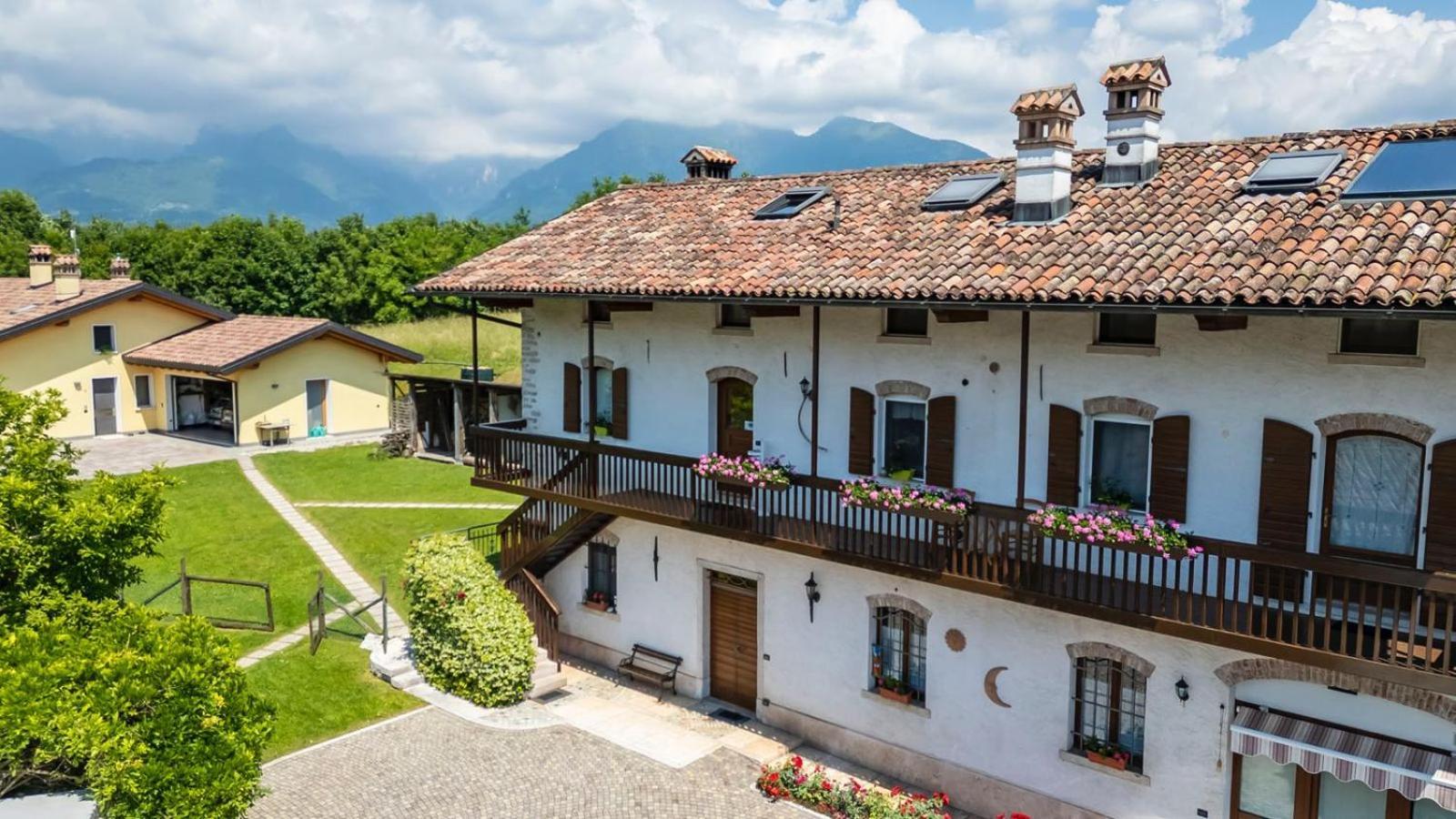 Casa Giovannella Feltre Kültér fotó
